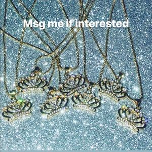 Gold plated crown necklace